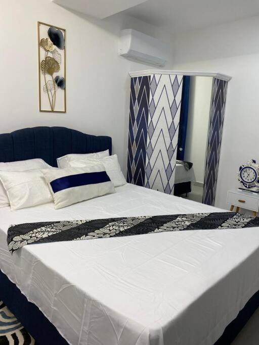 Stylish & Luxury 2-Bed Parkside Apart With Pool Vacoas-Phoenix ภายนอก รูปภาพ